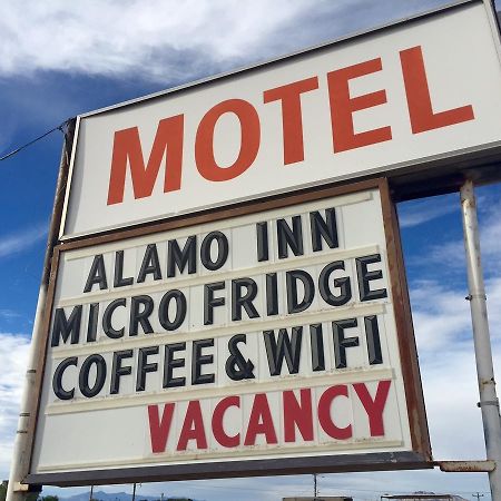 Alamo Inn Bagian luar foto
